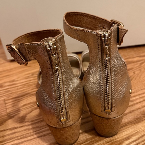 UGG Metallic Gold Leather Ankle-Strap Sandals - Picture 5 of 9